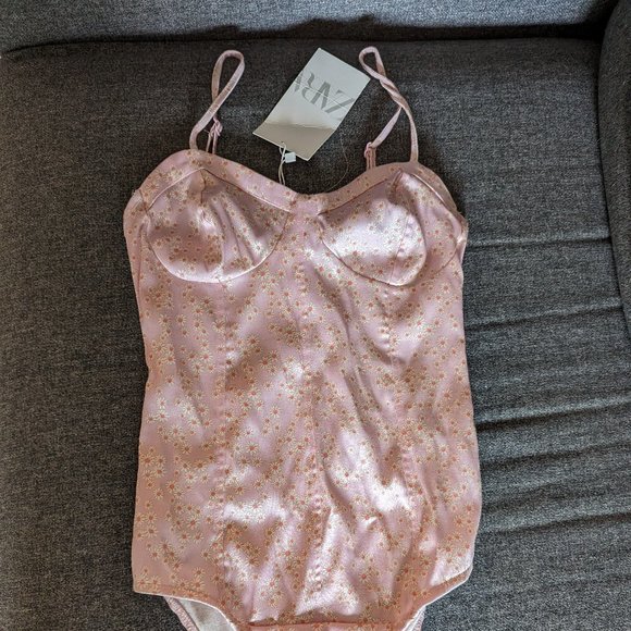 Bodysuit - Picture 1 of 3